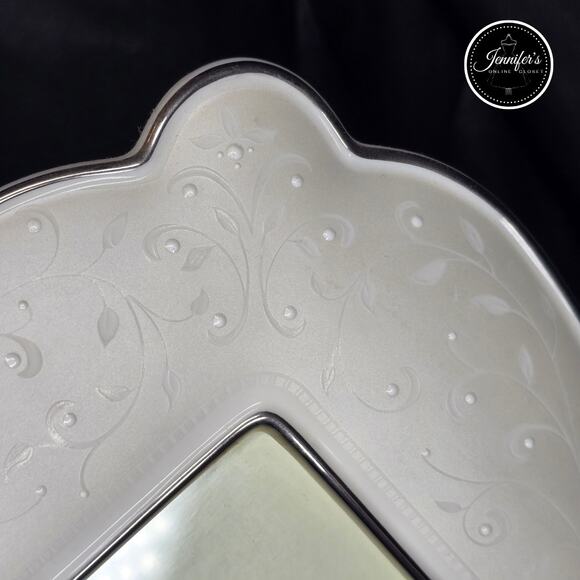 Lenox Opal Innocence 8"x10" Photo Frame - Picture 6 of 11